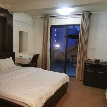 Sovanphum Riverside Phnom Penh Exteriör bild